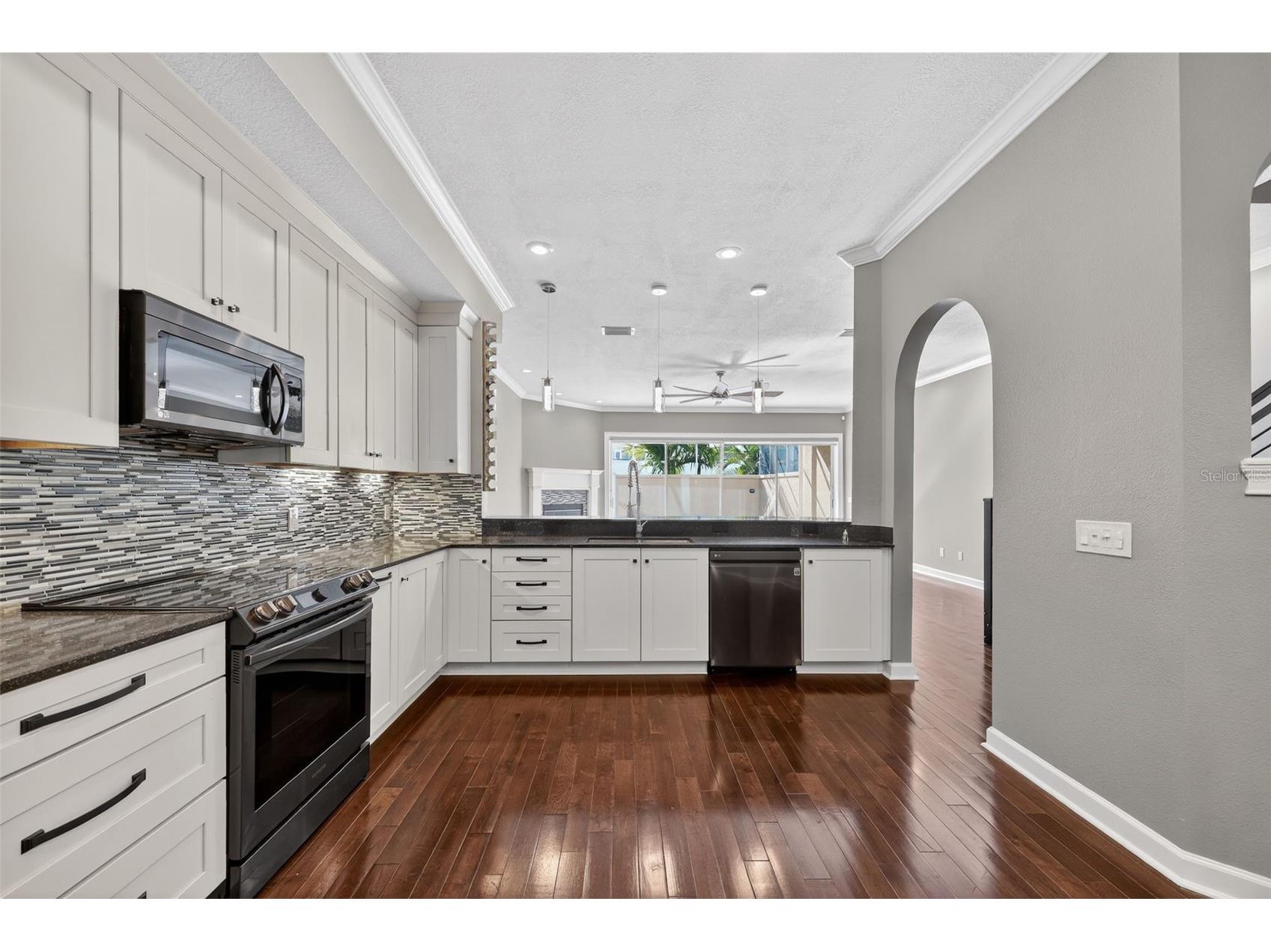 348 Larboard Way Clearwater Beach FL 33767 TB8482031 image5