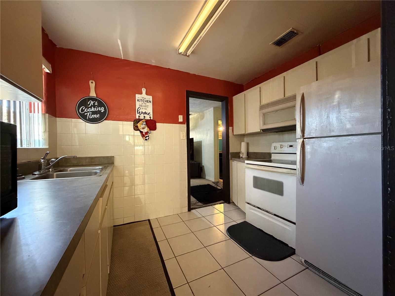 348 Pleasant Street Daytona Beach FL 32114 V4947140 image6