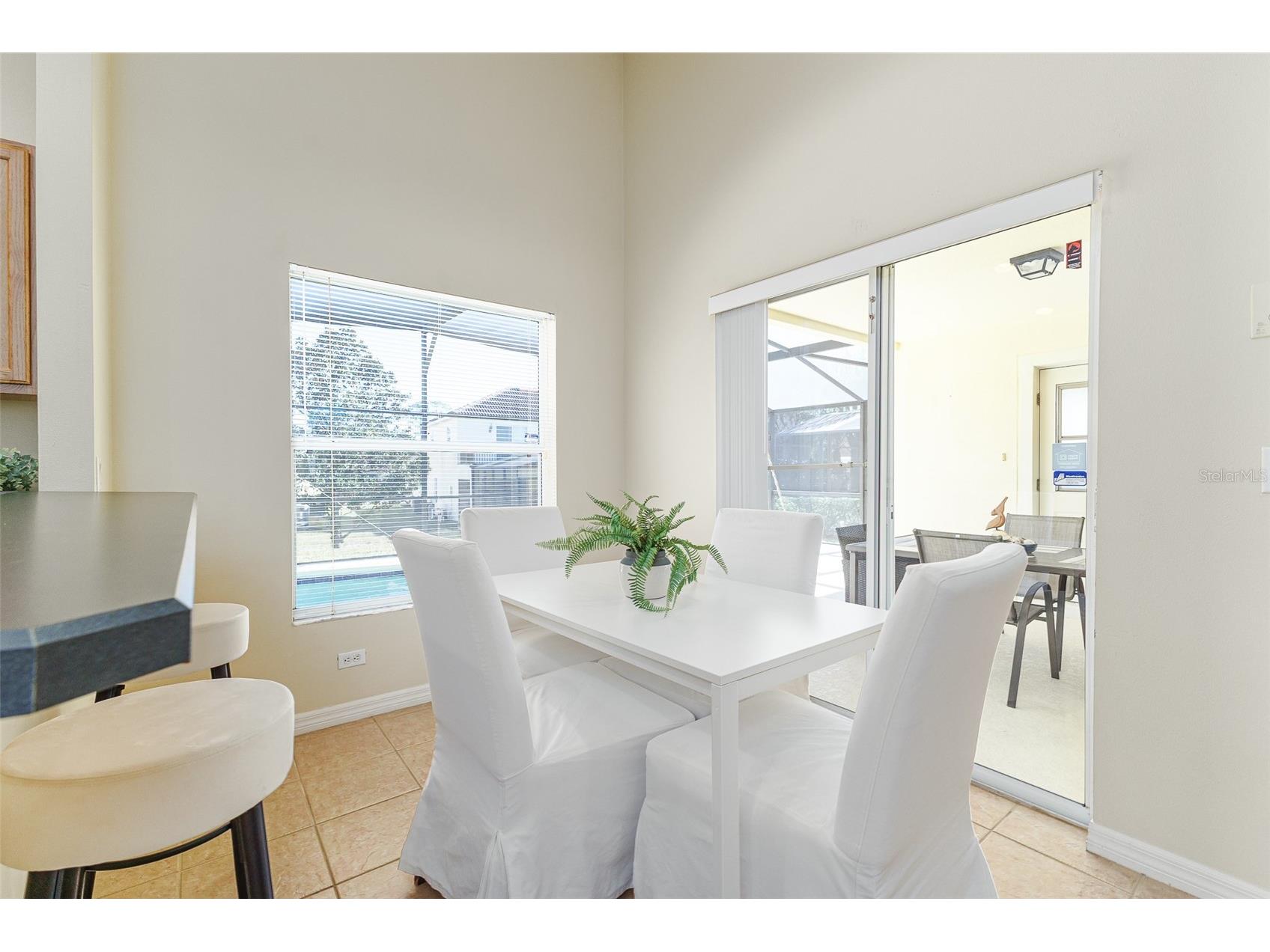 348 Robin Road Davenport FL 33896 L4958683 image11