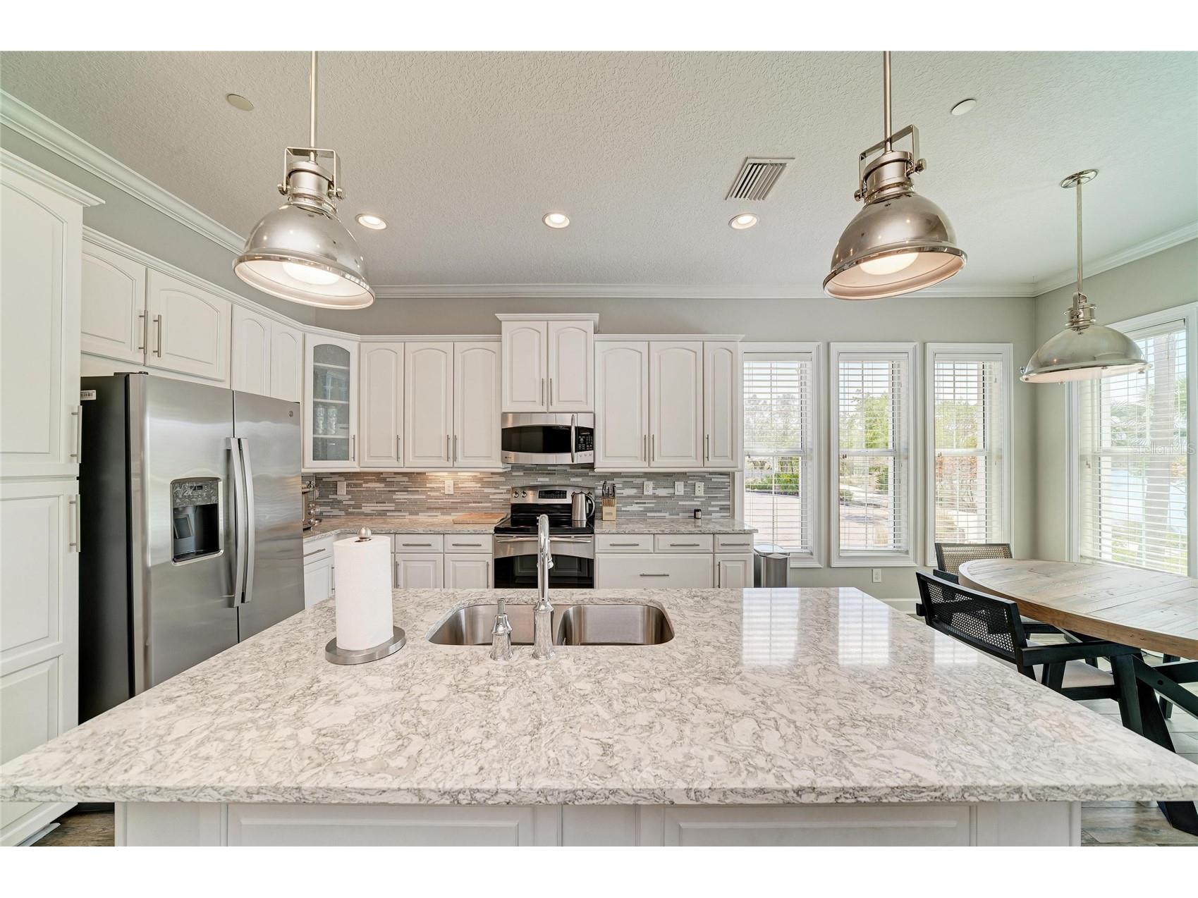 348 Sapphire Lake Drive #101 Bradenton FL 34209 - SAPPHIRE LAKE A4687605 image17