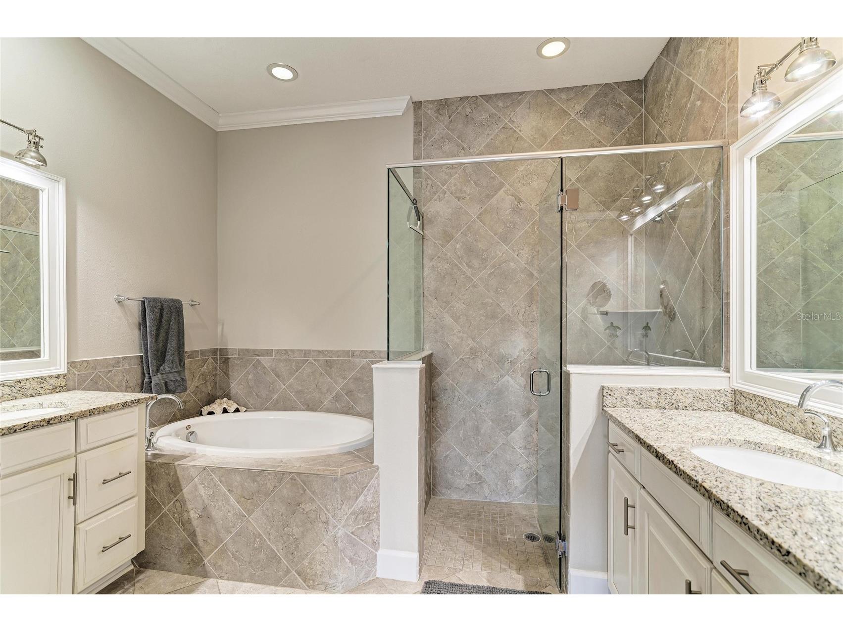 348 Sapphire Lake Drive #101 Bradenton FL 34209 - SAPPHIRE LAKE A4687605 image32