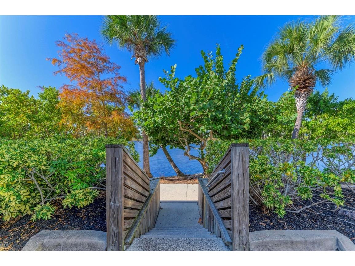 348 Sapphire Lake Drive #201 Bradenton FL 34209 A4672230 image47