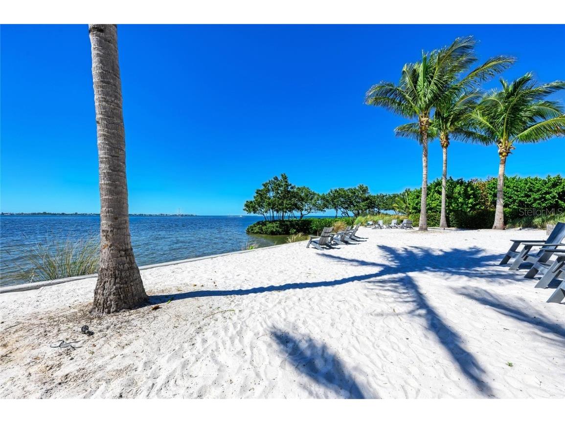 348 Sapphire Lake Drive #201 Bradenton FL 34209 A4672230 image80