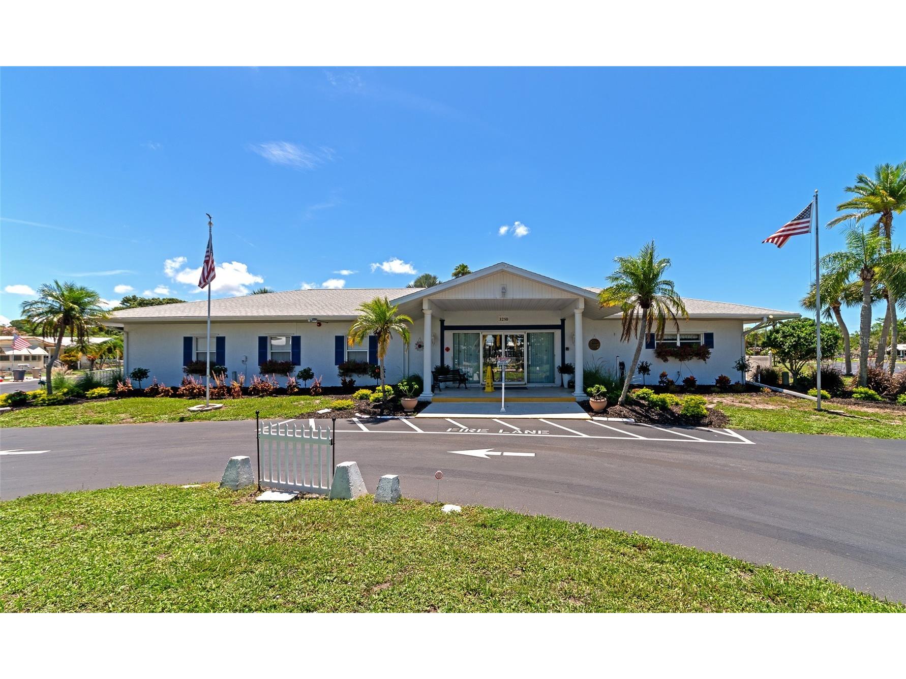 348 Tropic Drive Osprey FL 34229 A4668240 image14