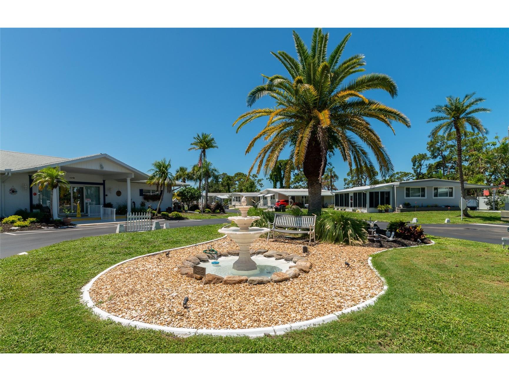 348 Tropic Drive Osprey FL 34229 A4668240 image27