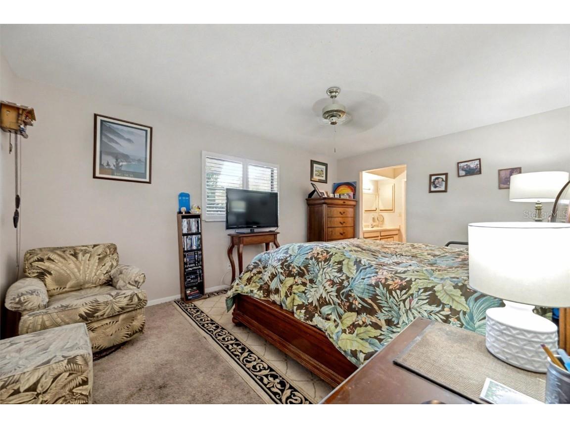 3480 16th Avenue N Saint Petersburg FL 33713 TB8451357 image15