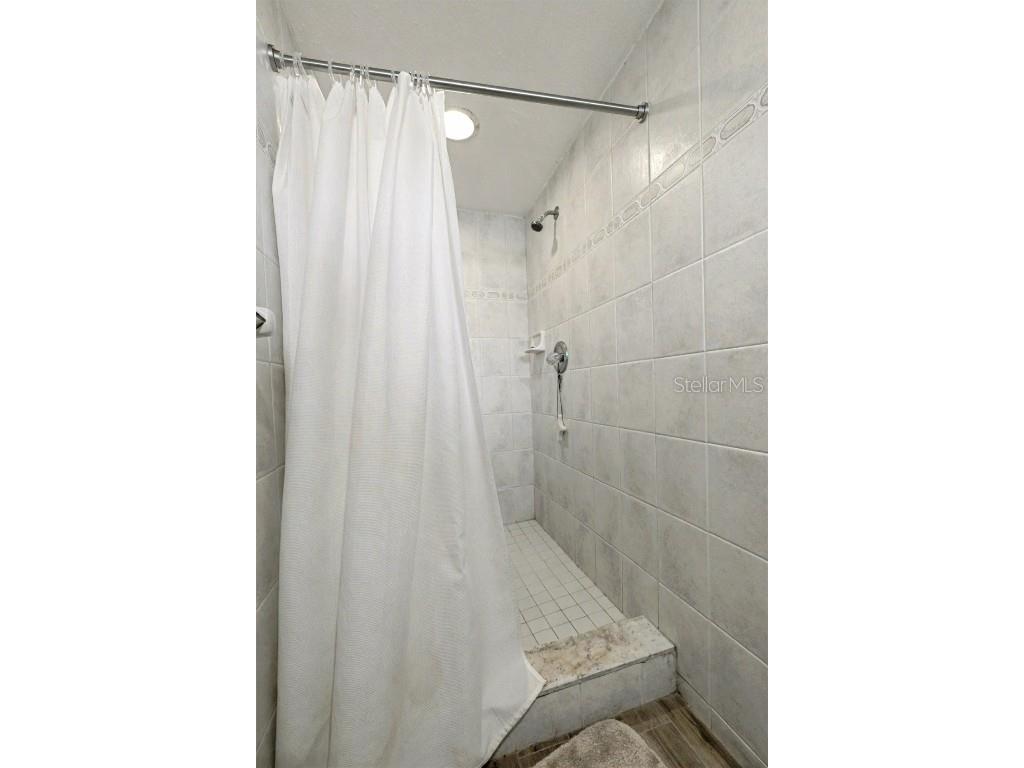 3480 16th Avenue N Saint Petersburg FL 33713 TB8451357 image18