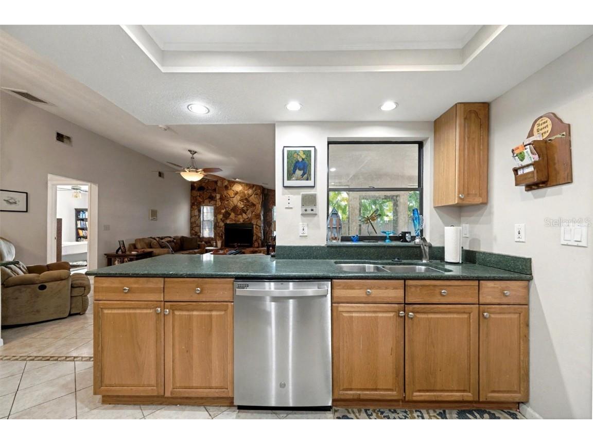 3480 16th Avenue N Saint Petersburg FL 33713 TB8451357 image31