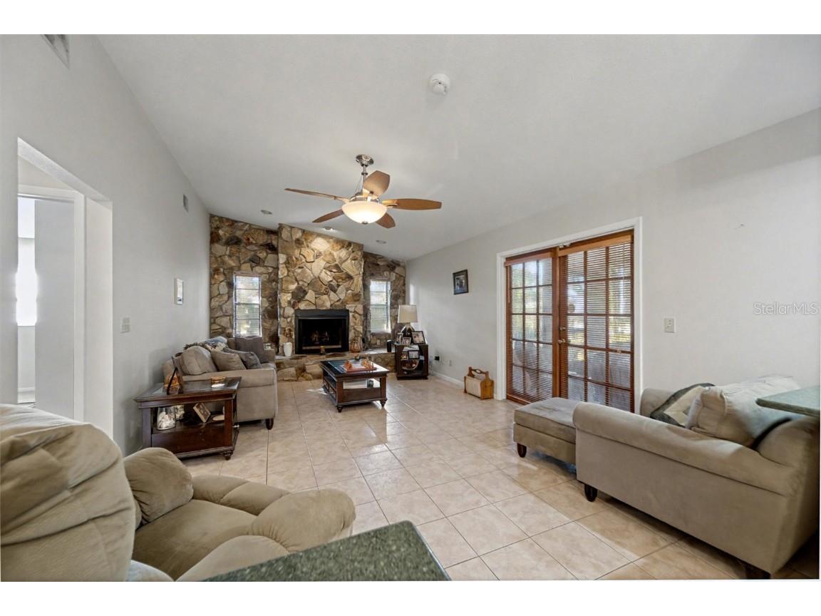 3480 16th Avenue N Saint Petersburg FL 33713 TB8451357 image33