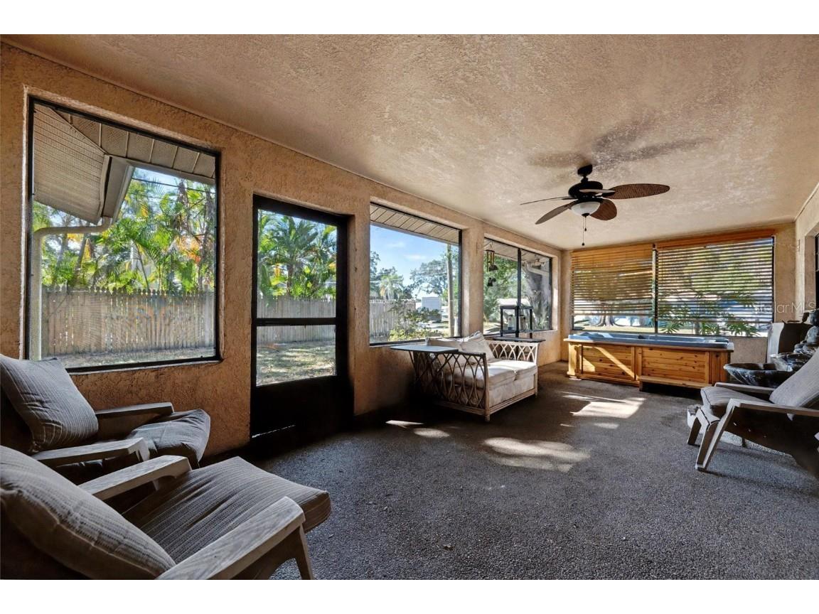 3480 16th Avenue N Saint Petersburg FL 33713 TB8451357 image42