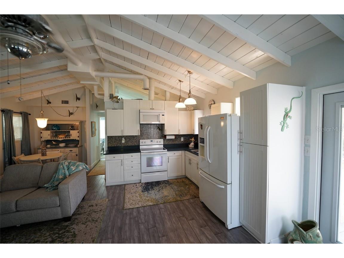 3480 Harbor Drive Weeki Wachee FL 34607 W7878951 image12