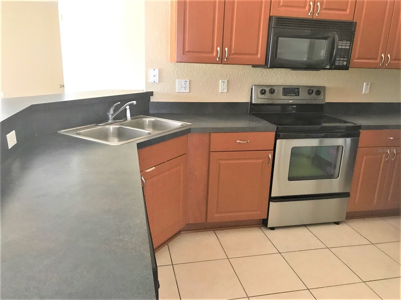 3480 Hawkin Drive Kissimmee FL 34746 O6422171 image8