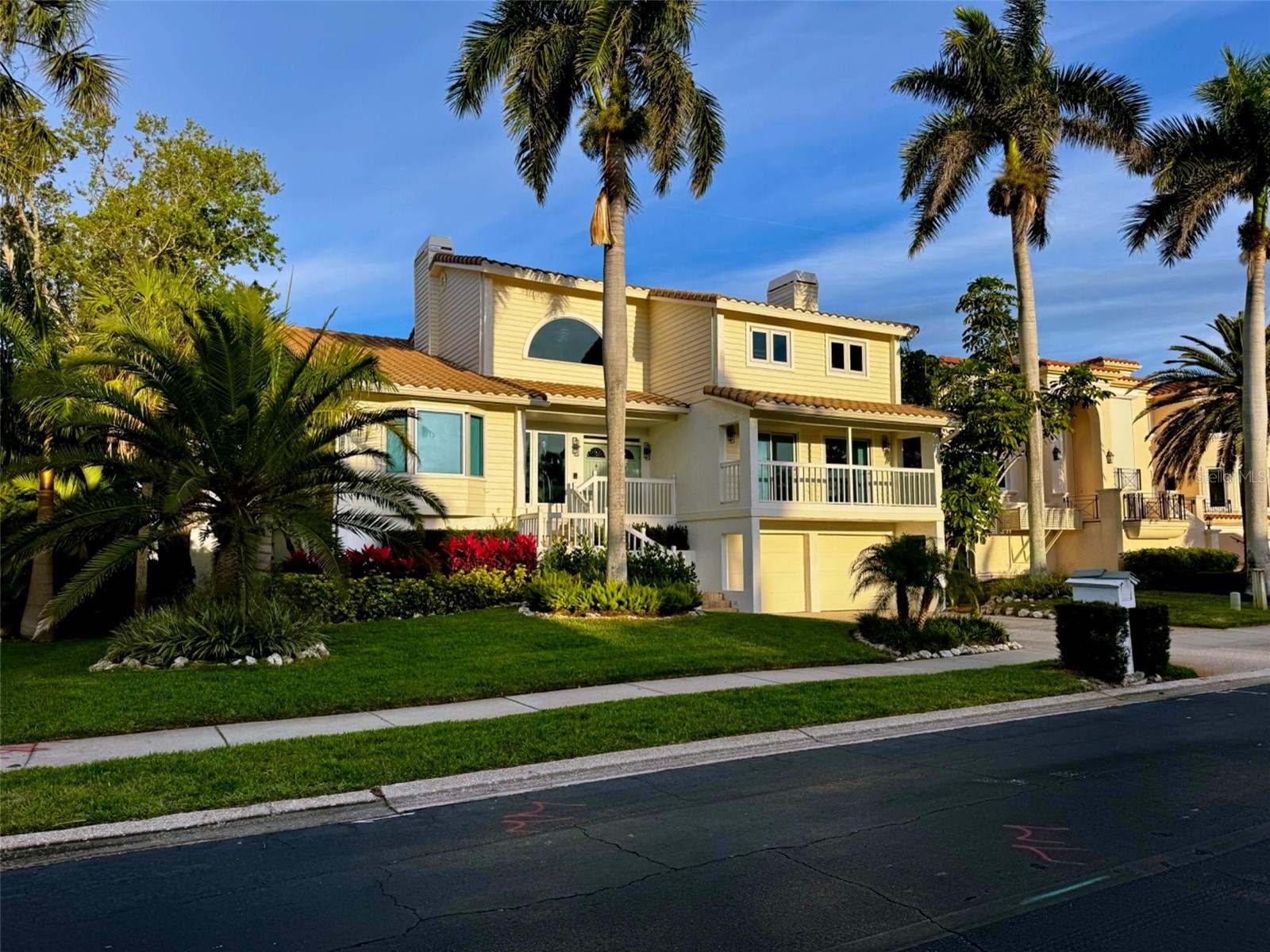 3481 Bayou Sound Longboat Key FL 34228 A4687106 image1