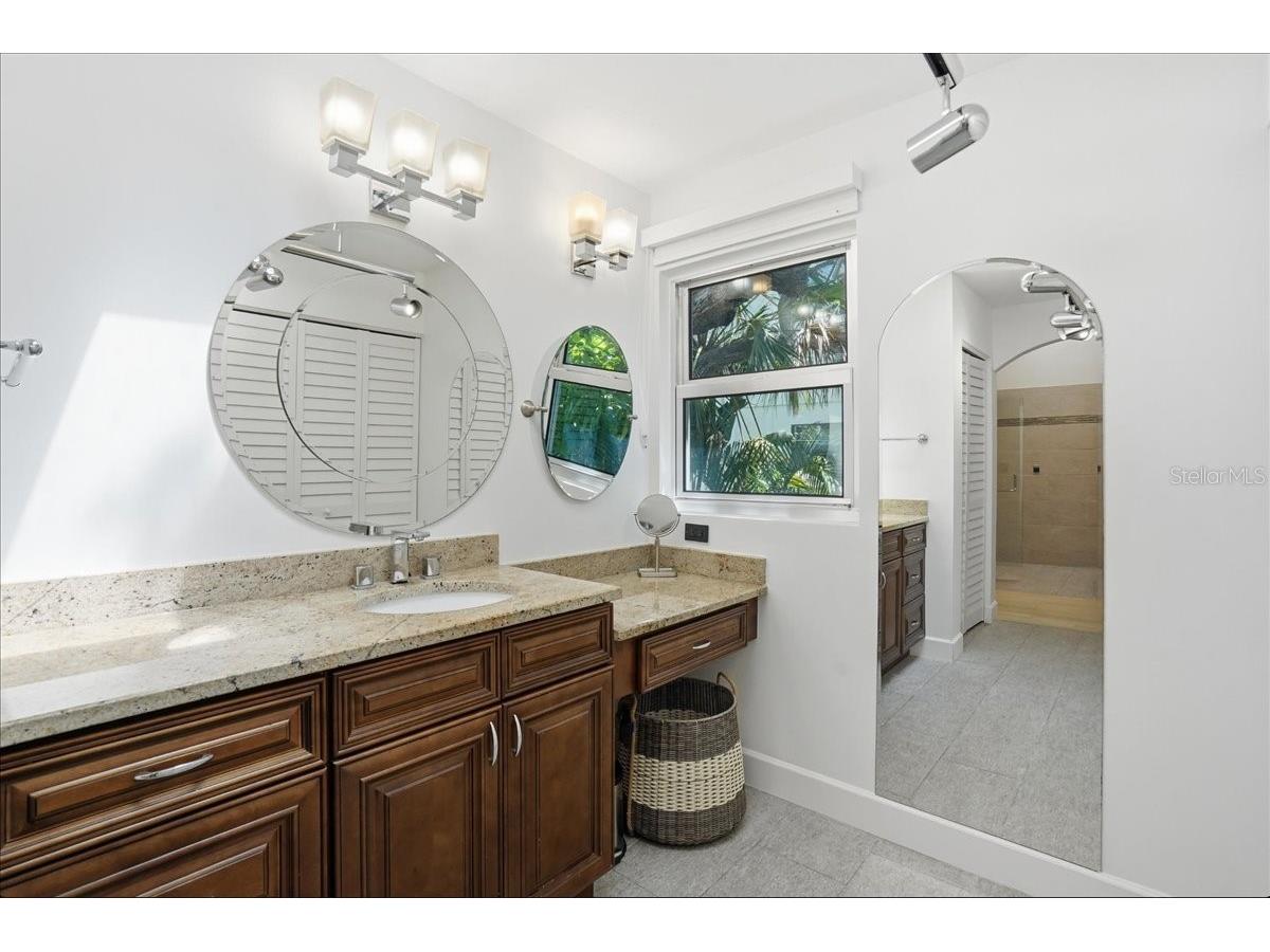 3481 Bayou Sound Longboat Key FL 34228 A4687106 image33