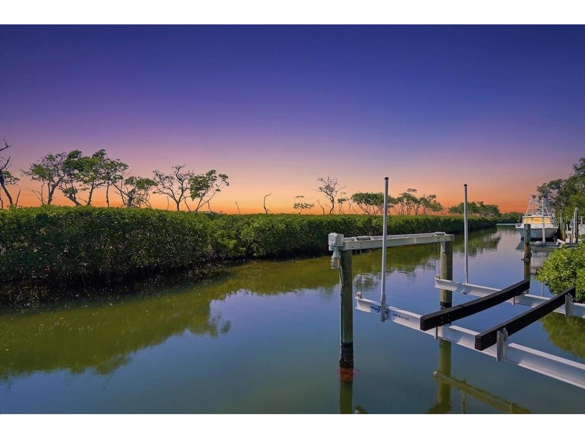3481 Bayou Sound Longboat Key FL 34228 A4687106 image75