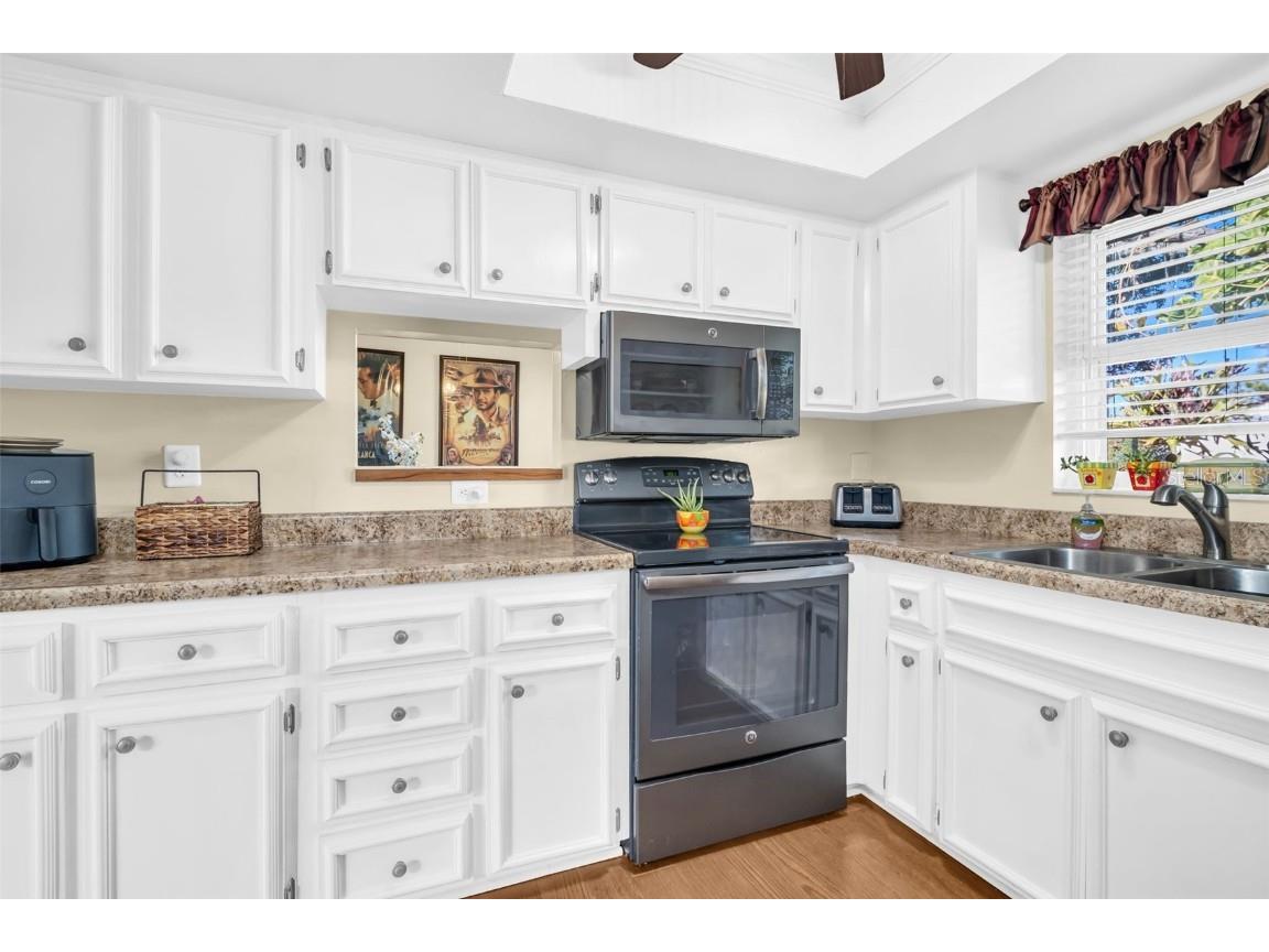 3481 Maclaren Drive Palm Harbor FL 34684 - LAKE TARPON TB8450327 image11