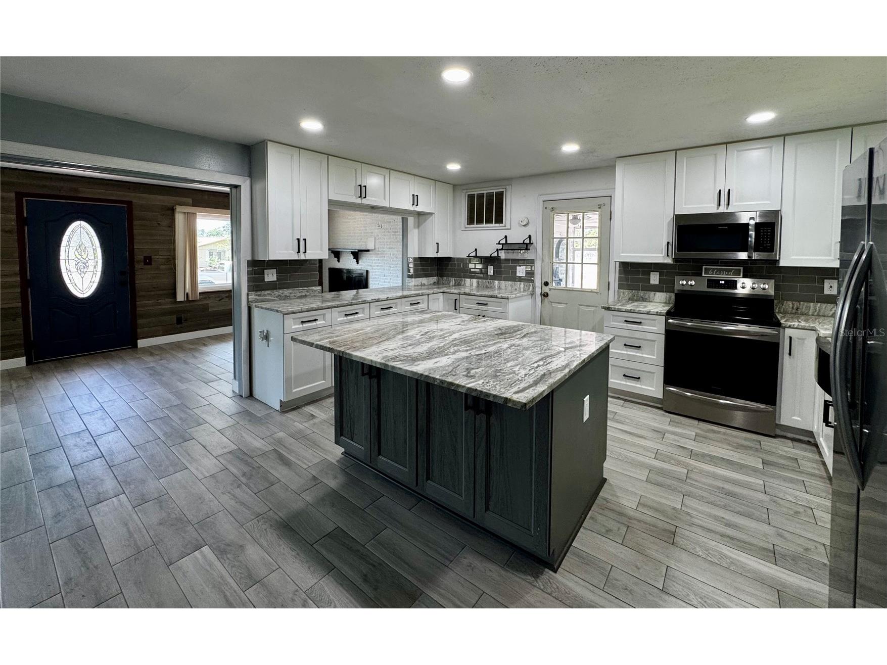 34817 Orchid Parkway Dade City FL 33523 W7885214 image8