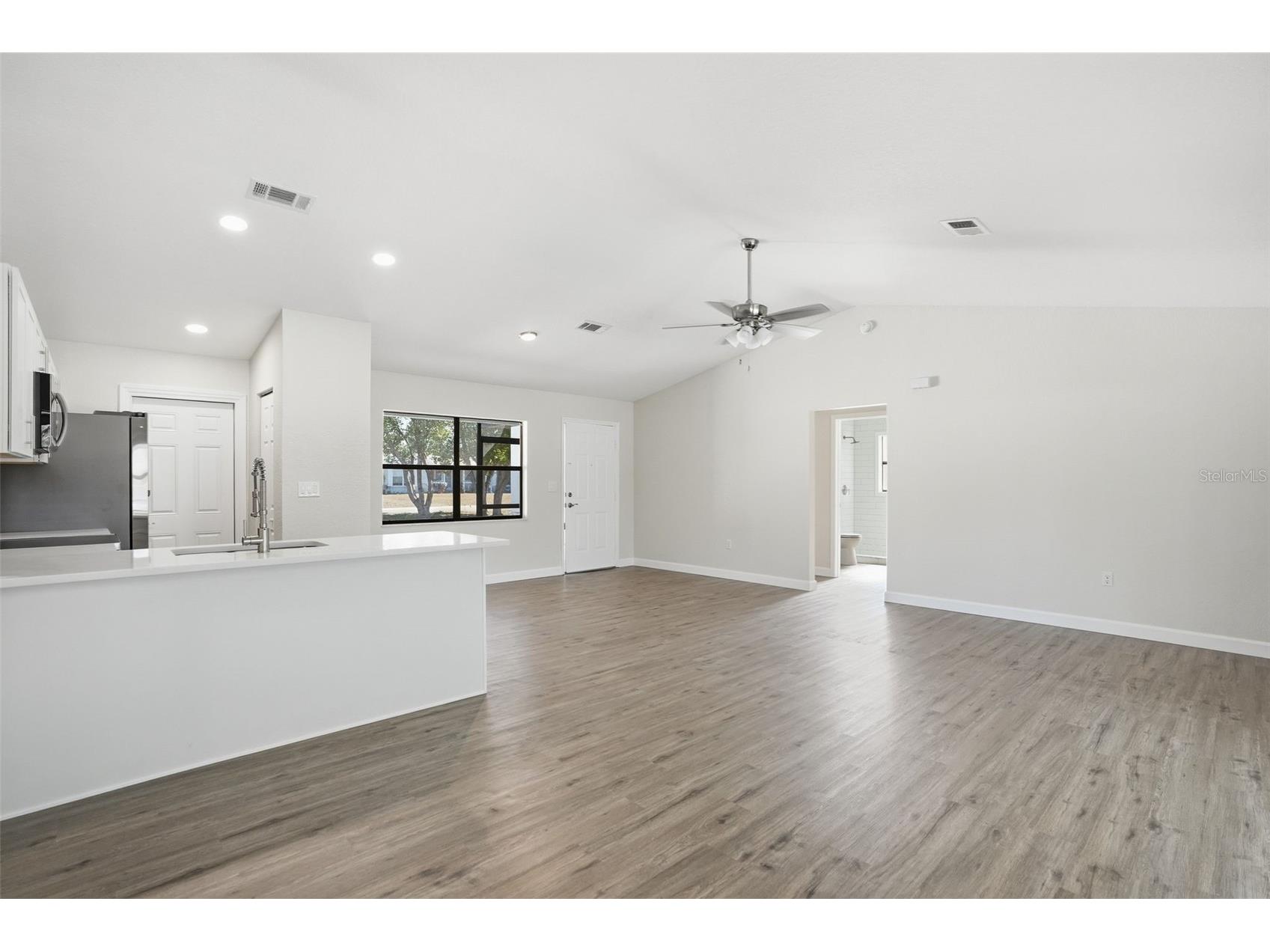 3482 Ambassador Avenue Spring Hill FL 34609 TB8474020 image3