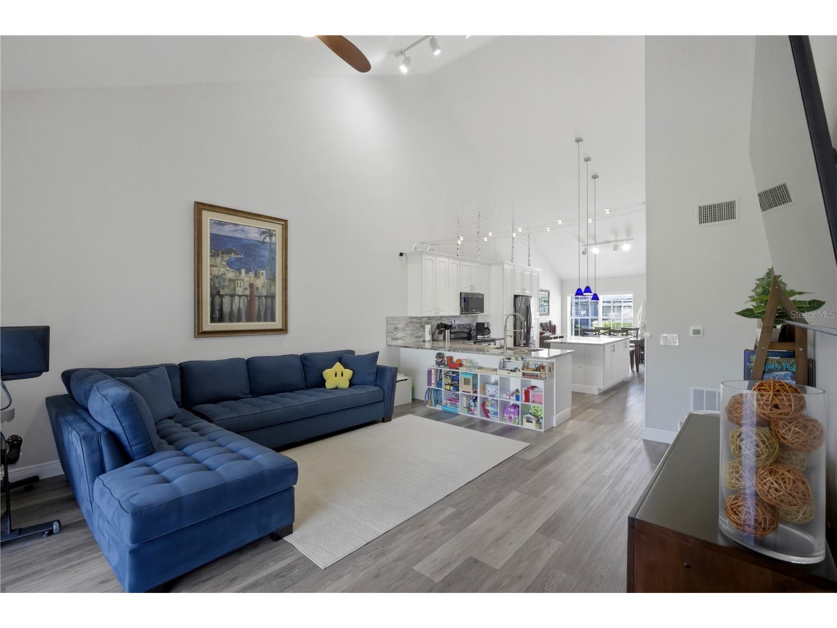 3482 Kings Road #102 Palm Harbor FL 34685 TB8483793 image13