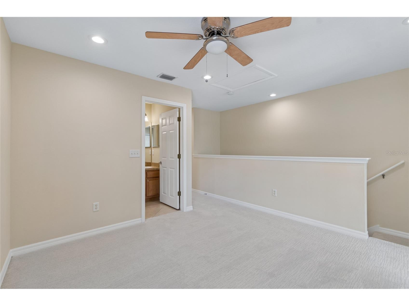 34821 Turnbury Court Zephyrhills FL 33541 TB8509282 image20