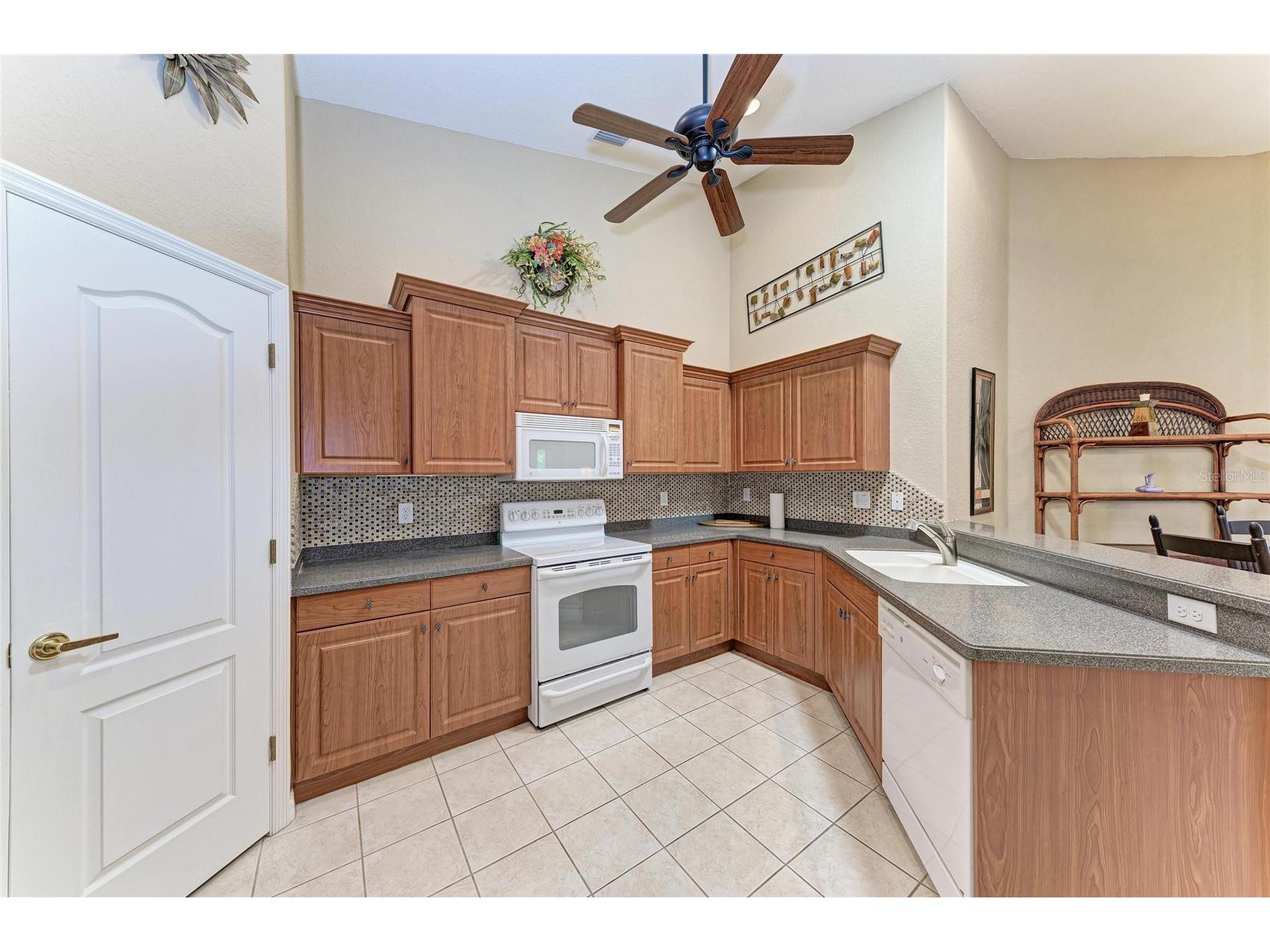 3486 Lakewood Boulevard North Port FL 34287 A4693520 image10