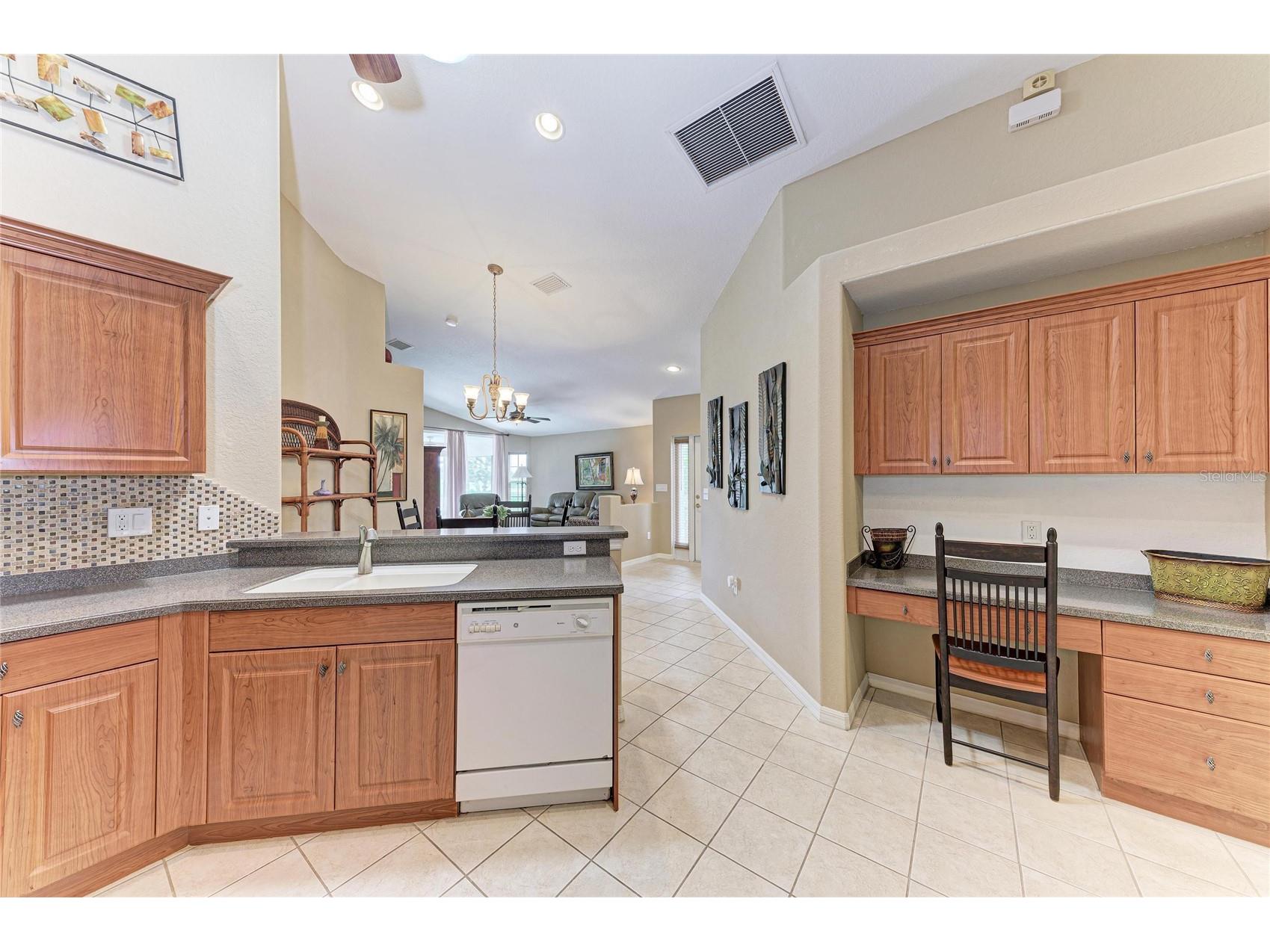 3486 Lakewood Boulevard North Port FL 34287 A4693520 image11