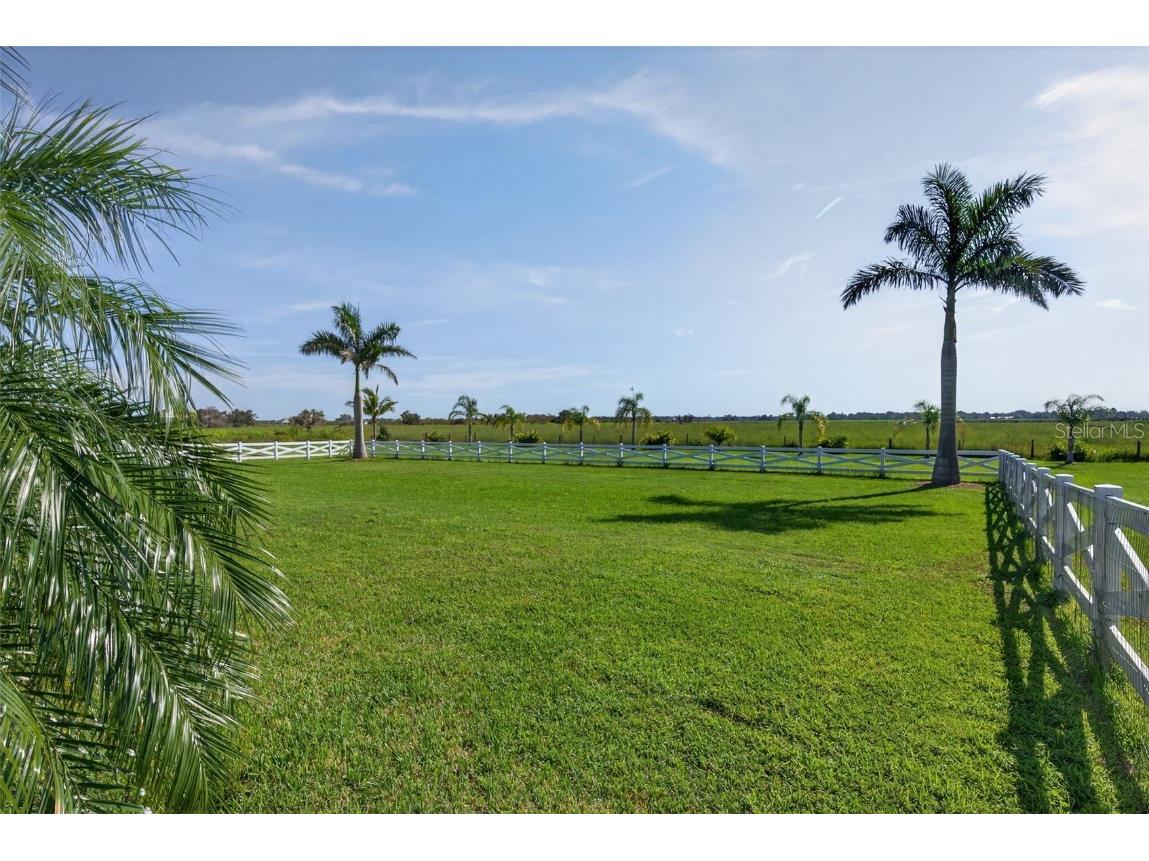 3487 Recurve Circle Sarasota FL 34240 A4666844 image14