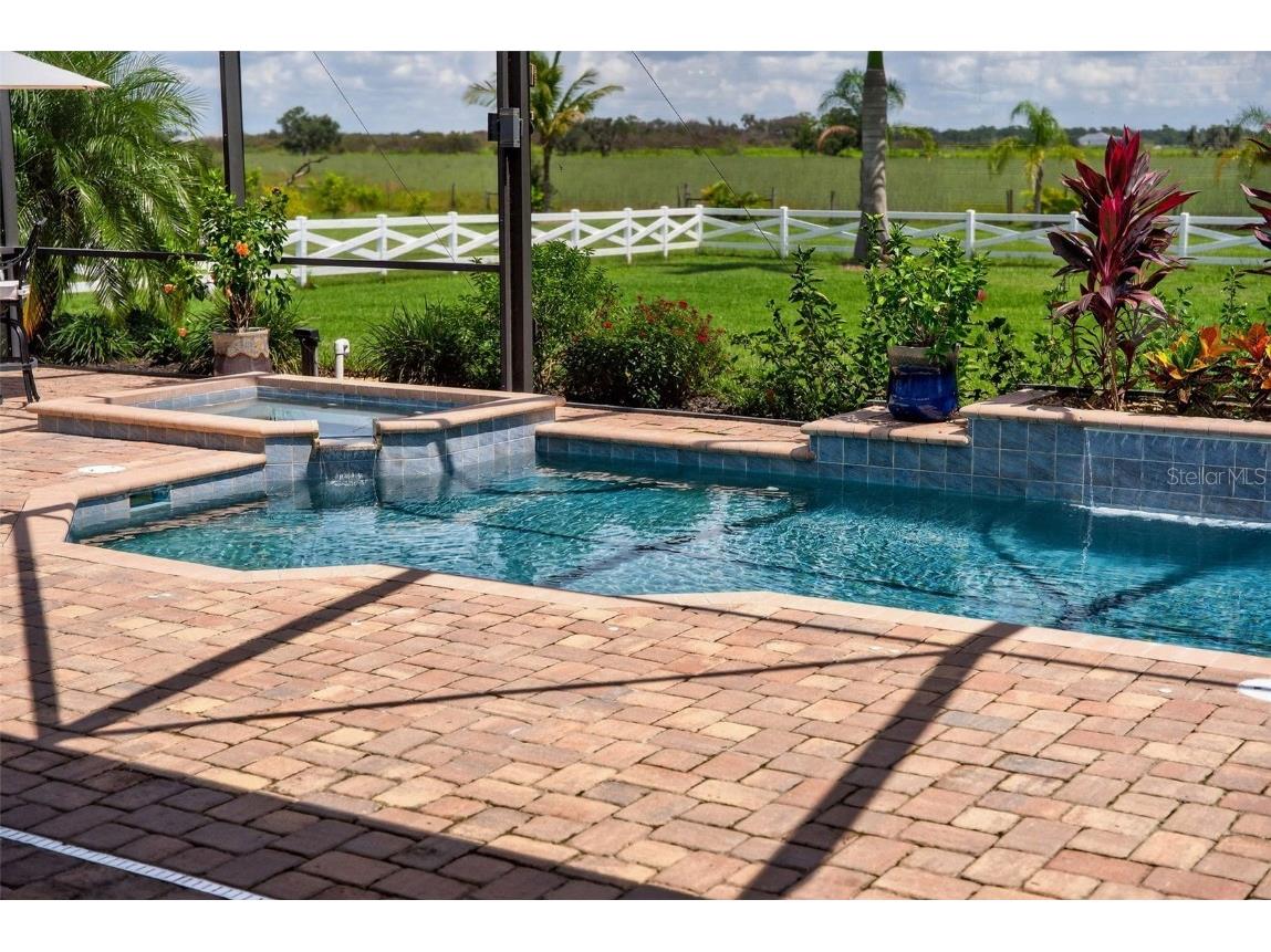 3487 Recurve Circle Sarasota FL 34240 A4666844 image22