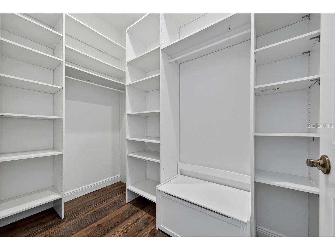 3487 Recurve Circle Sarasota FL 34240 A4666844 image74