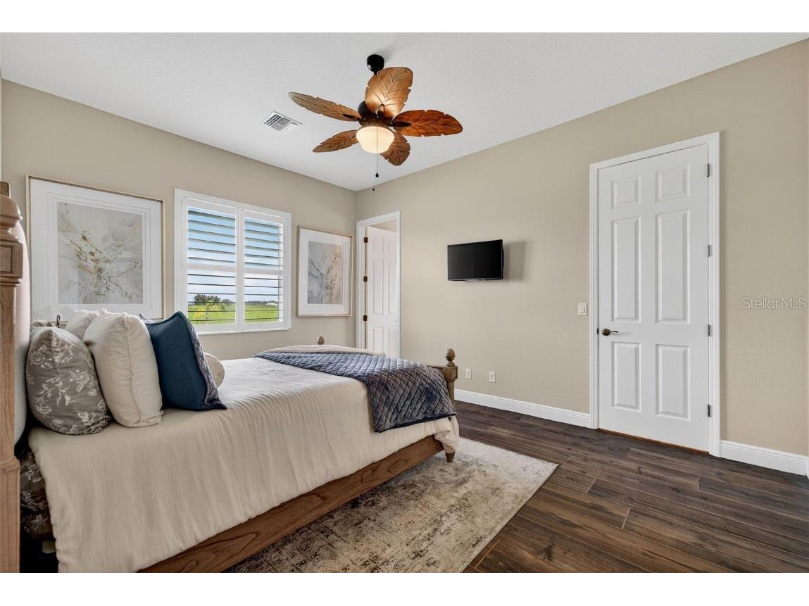 3487 Recurve Circle Sarasota FL 34240 A4666844 image76