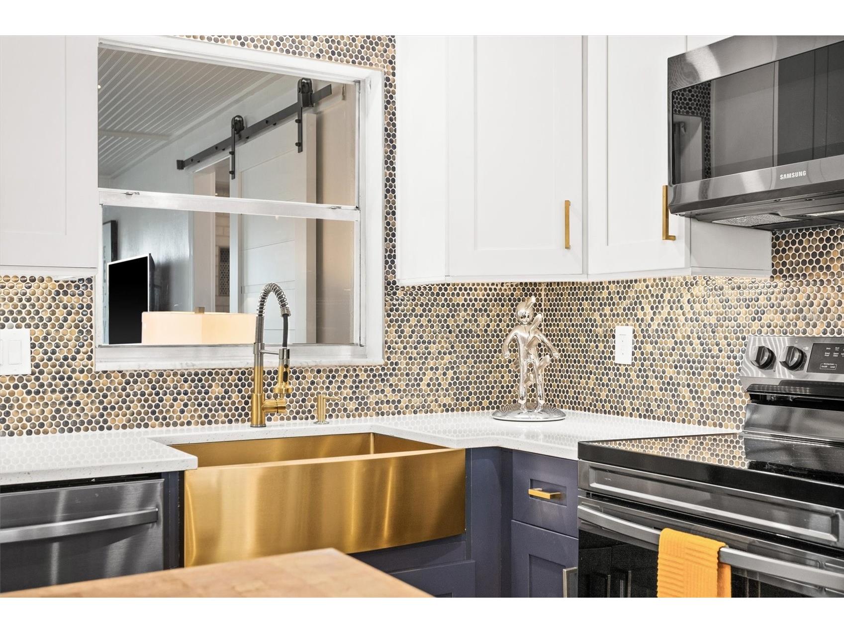 3488 40th Way N Saint Petersburg FL 33713 TB8436294 image13