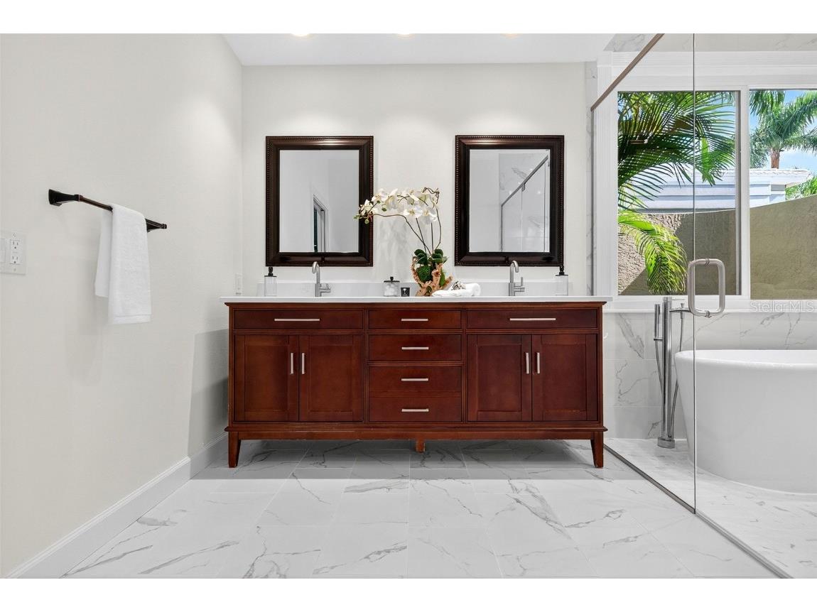 3488 Mistletoe Lane Longboat Key FL 34228 - SARASOTA BAY A4670010 image36