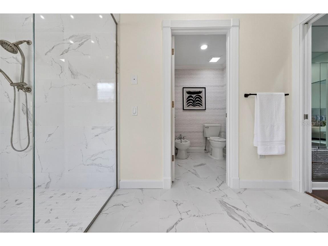 3488 Mistletoe Lane Longboat Key FL 34228 - SARASOTA BAY A4670010 image37