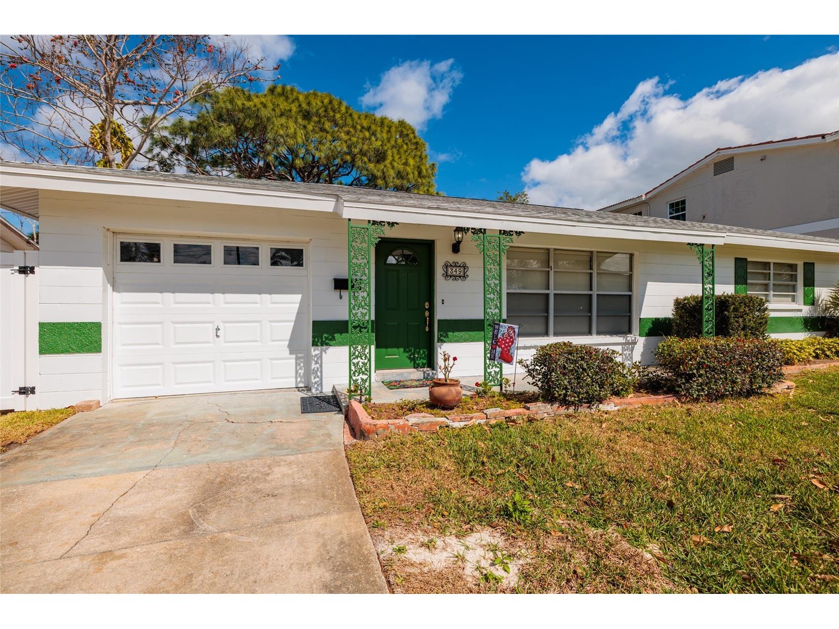 349 89th Avenue NE Saint Petersburg FL 33702 TB8478234 image1