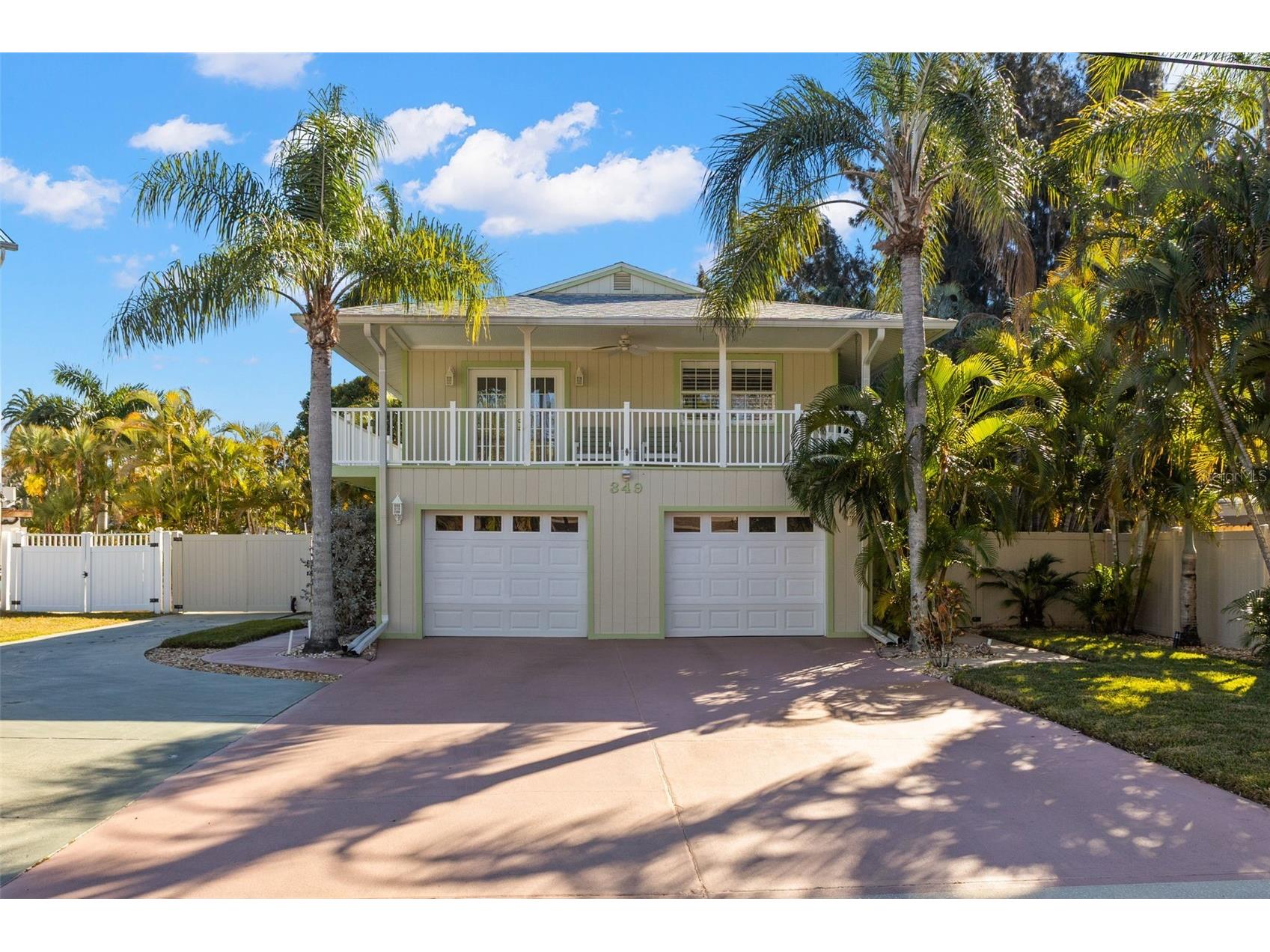 349 Kentucky Avenue Crystal Beach FL 34681 TB8469942 image2