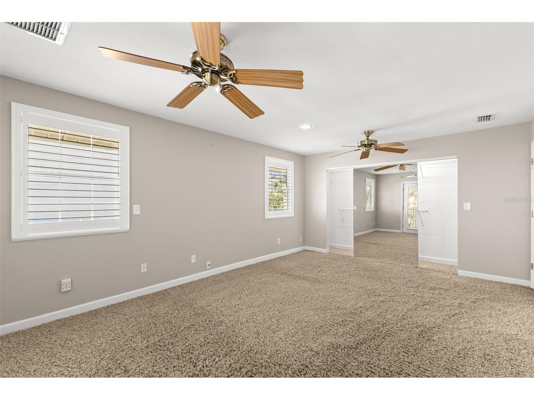 349 Kentucky Avenue Crystal Beach FL 34681 TB8469942 image25