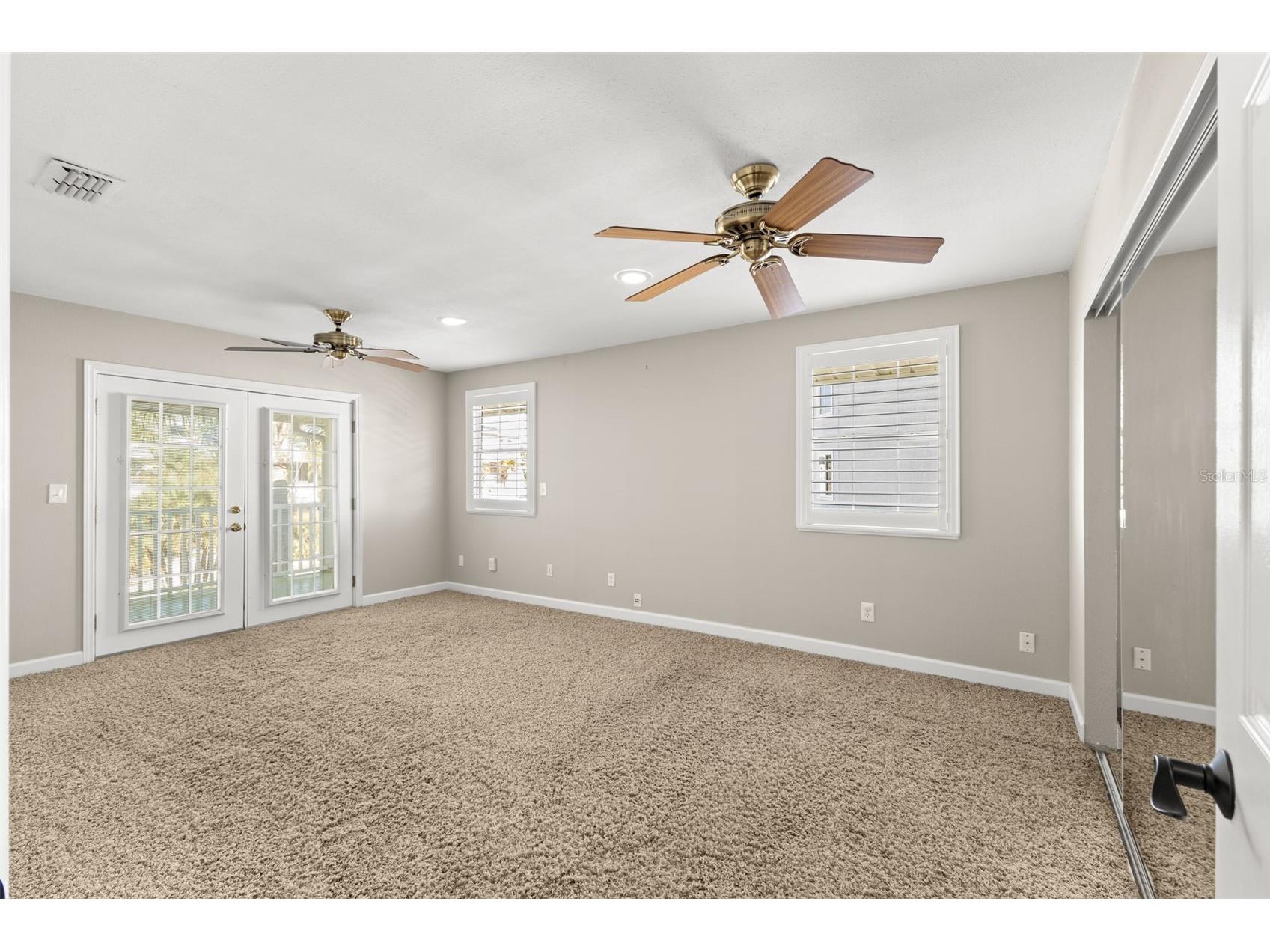 349 Kentucky Avenue Crystal Beach FL 34681 TB8469942 image26