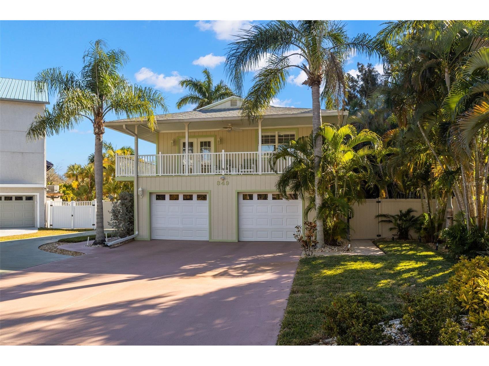 349 Kentucky Avenue Crystal Beach FL 34681 TB8469942 image3