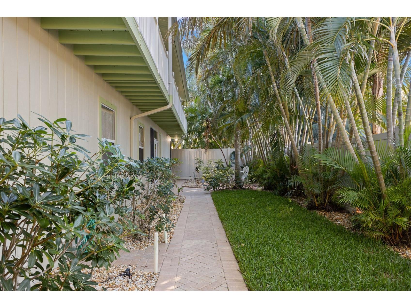 349 Kentucky Avenue Crystal Beach FL 34681 TB8469942 image6