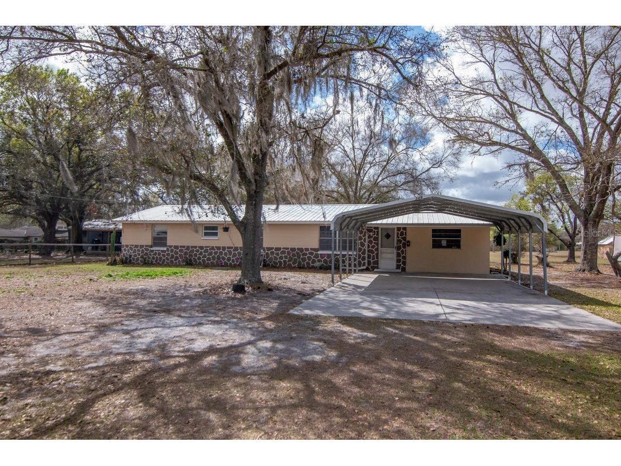 349 Old Welcome Road Lithia FL 33547 TB8476558 image1
