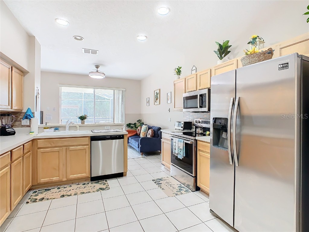 349 Oxford Drive Davenport FL 33897 S5136305 image7