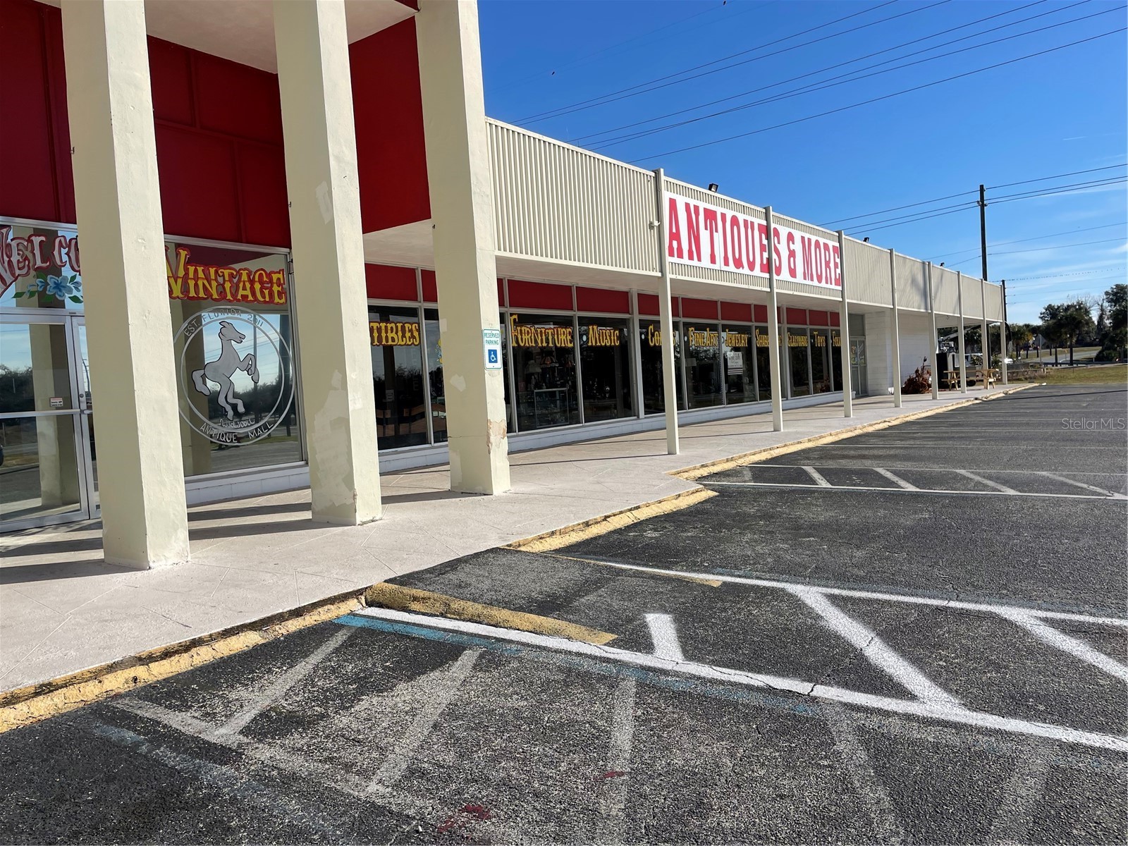 349 Plaza Drive Eustis FL 32726 G5113322 image1