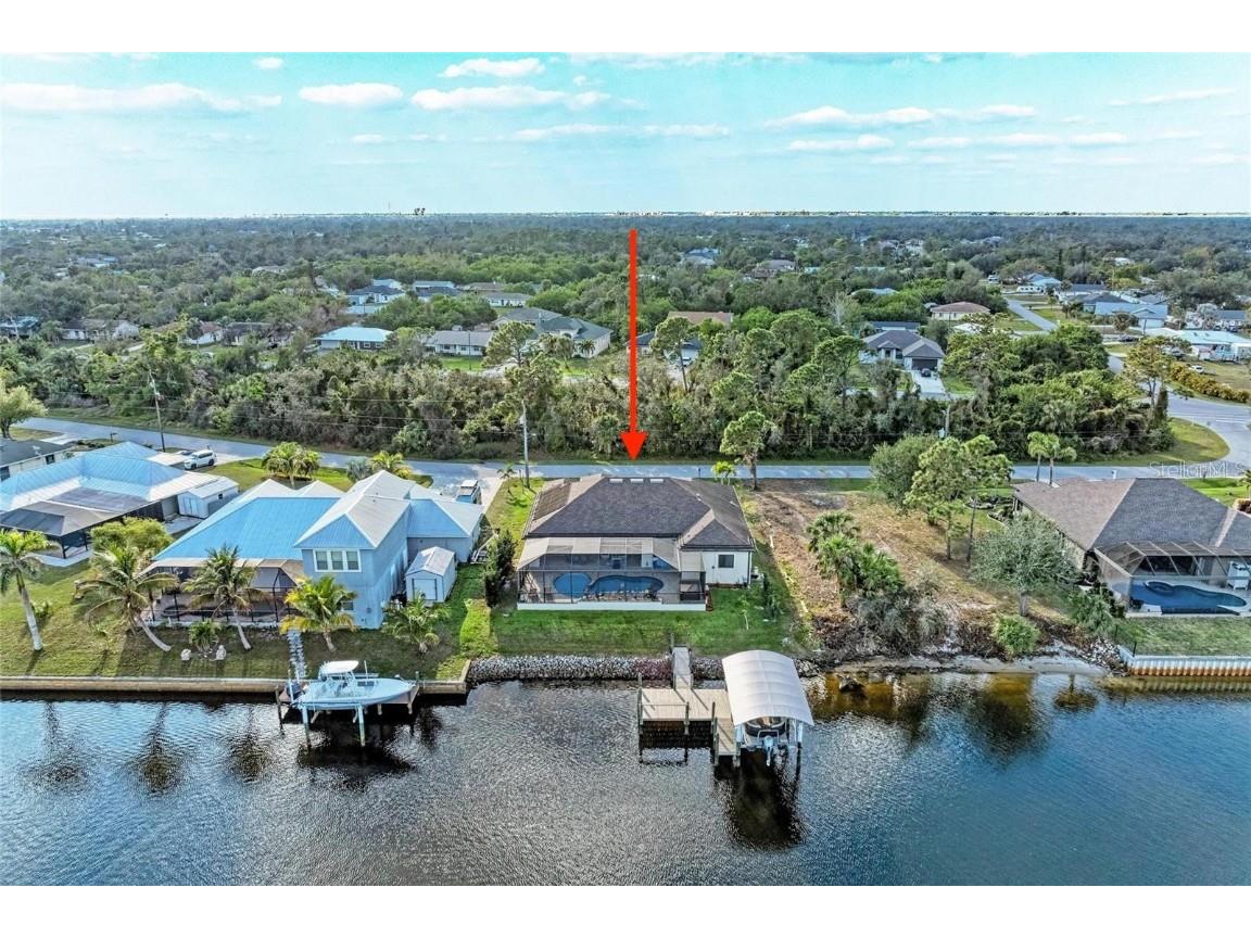 349 Spring View Circle Port Charlotte FL 33948 - LITTLE ALLIGATOR CREEK C7504836 image1