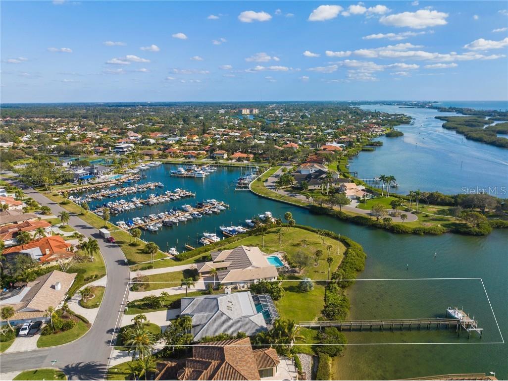 349 Yacht Harbor Drive Osprey FL 34229 - LITTLE SARASOTA BAY A4560799 image1