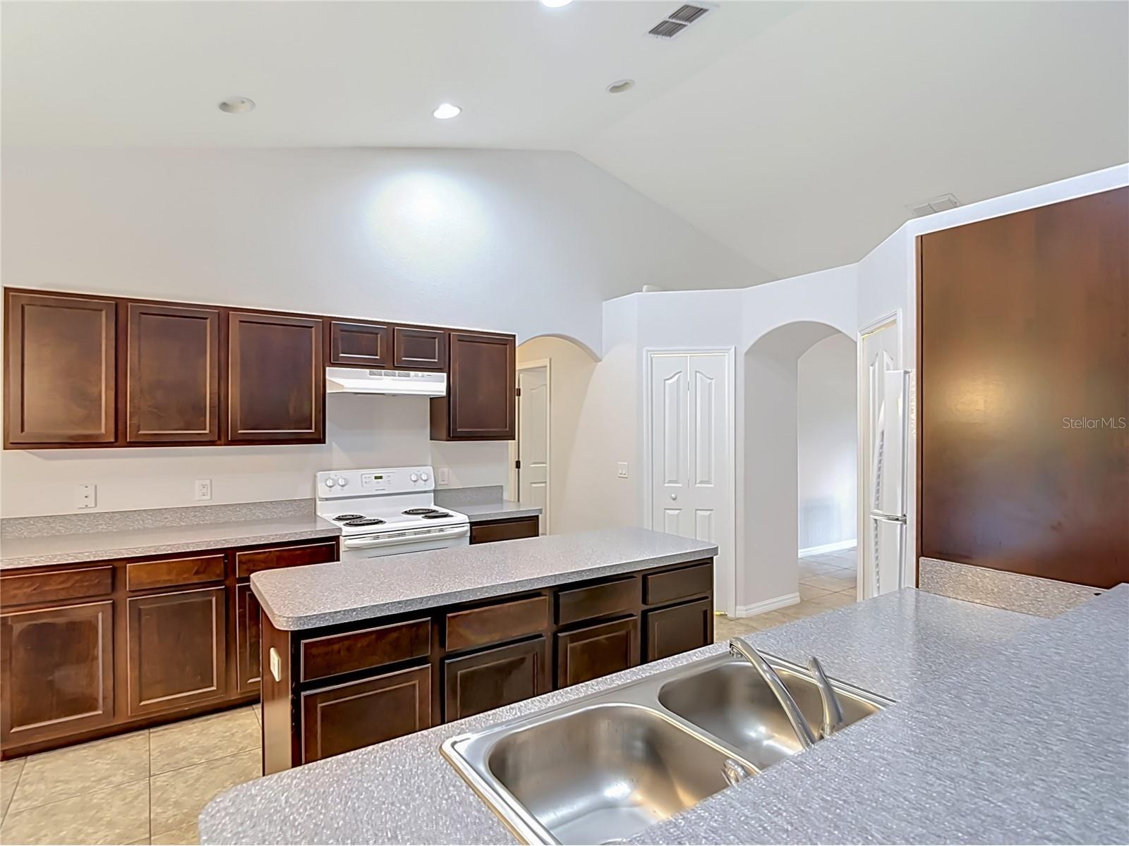 3490 Dow Lane Spring Hill FL 34609 TB8508852 image12