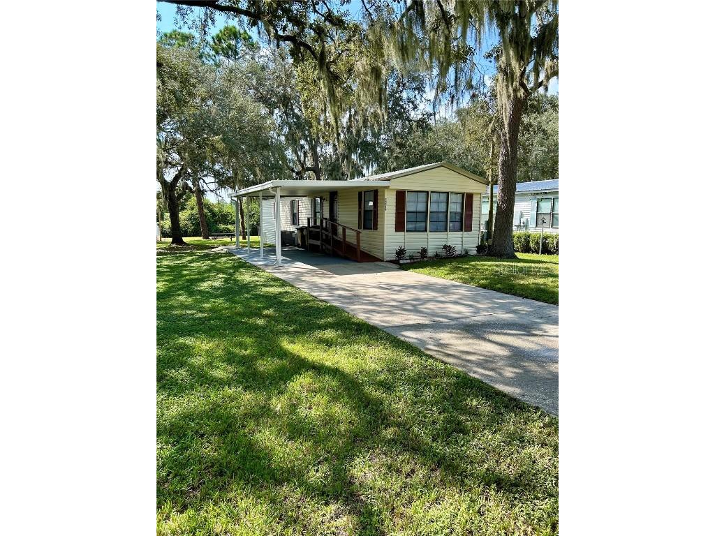 34919 County Road 473 Leesburg FL 34788 OM686095 image1