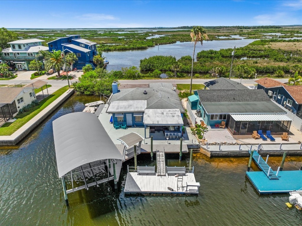 3492 Eagle Nest Drive Hernando Beach FL 34607 - DIRECT GULF ACCESS W7865339 image1