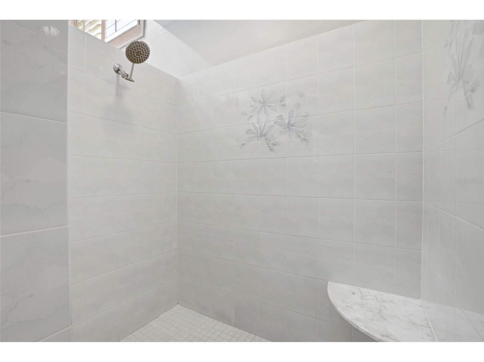 3493 Shoreline Circle Palm Harbor FL 34684 - LAKE TARPON TB8511432 image15