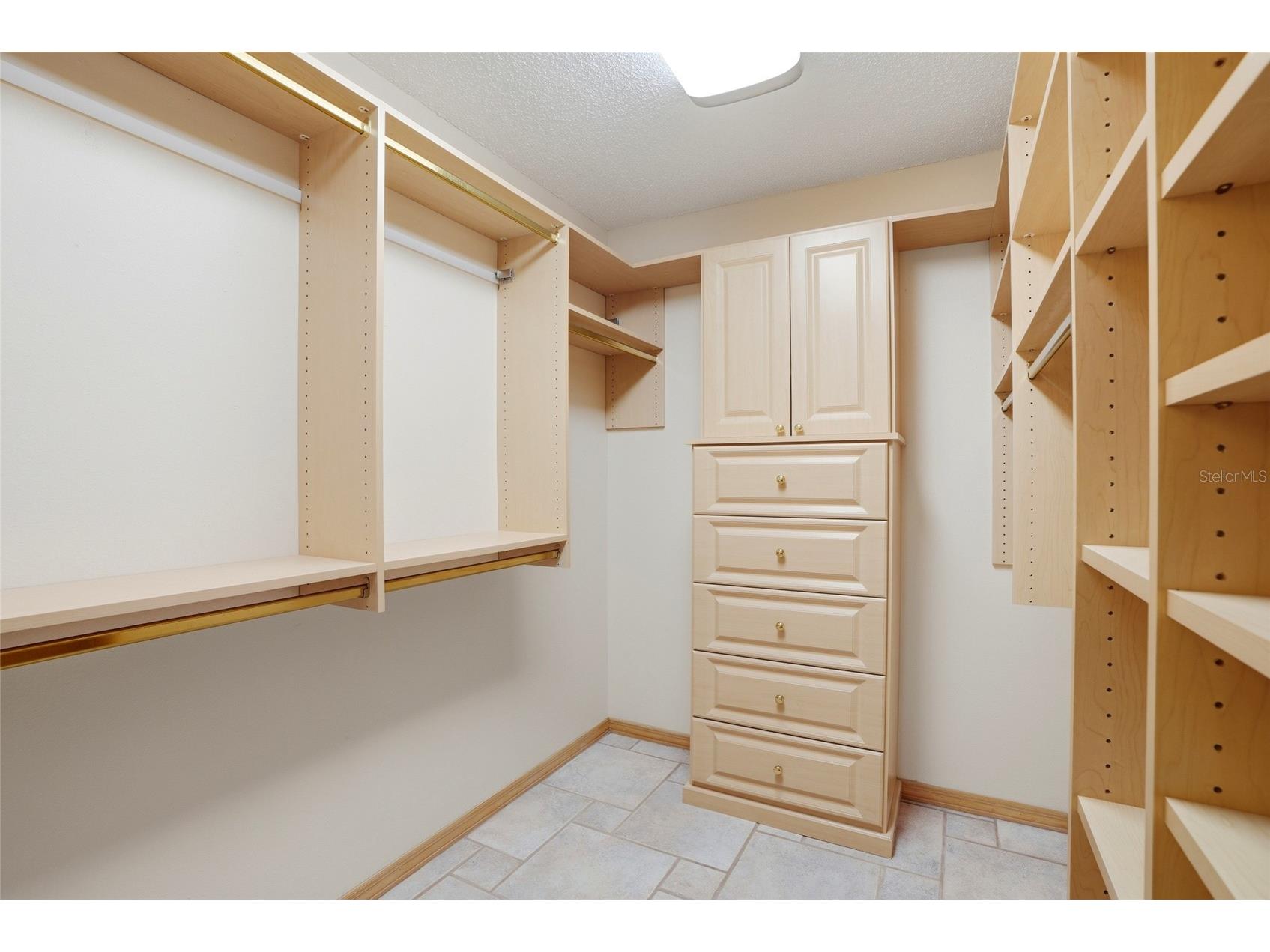 3493 Shoreline Circle Palm Harbor FL 34684 - LAKE TARPON TB8511432 image16