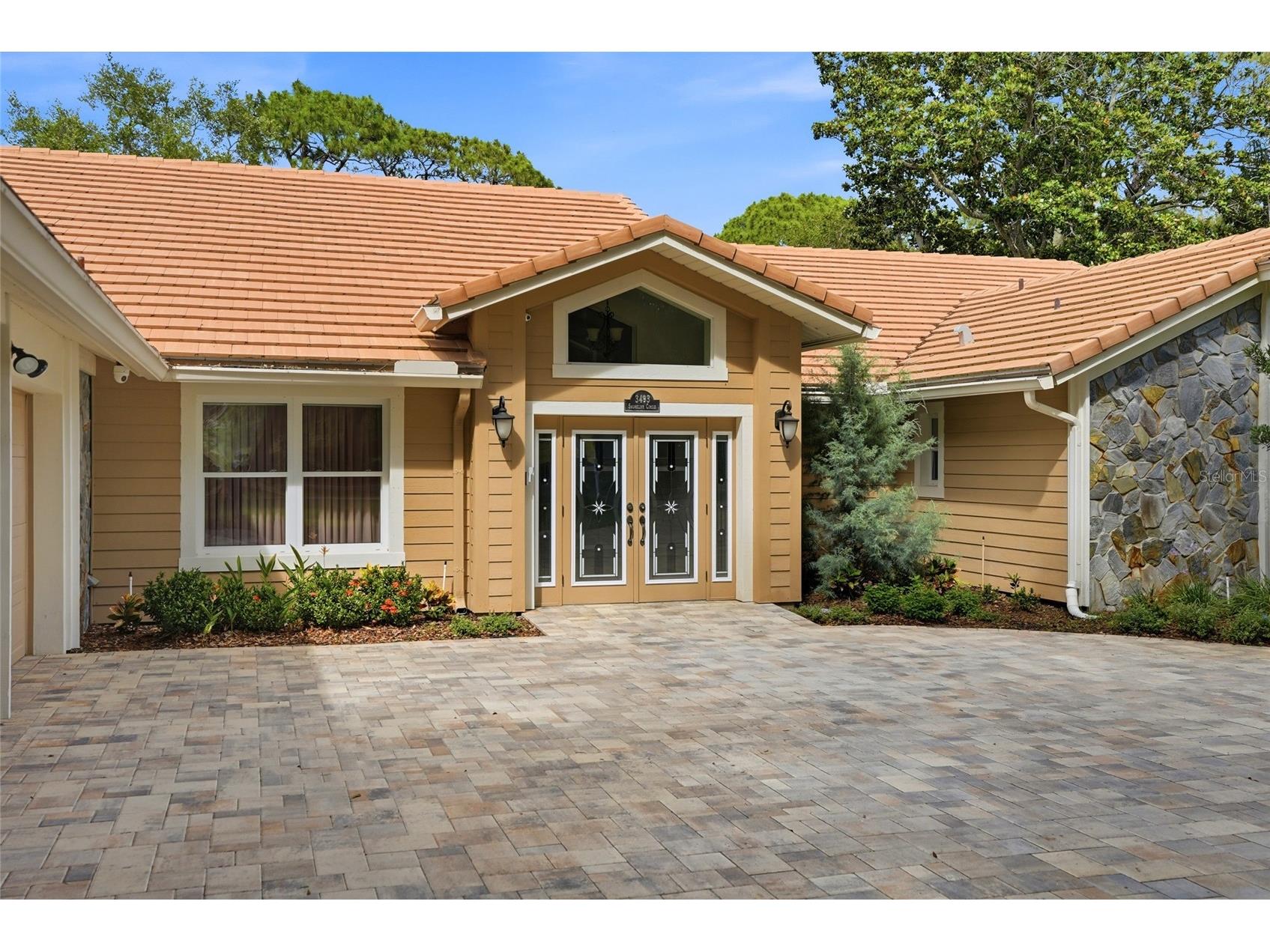 3493 Shoreline Circle Palm Harbor FL 34684 - LAKE TARPON TB8511432 image3